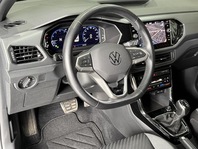 Volkswagen T-Cross 1.5 TSI 150pk Style R-Line | Navi | 18" | ACC | Dodehoek | Camera | Carplay |
