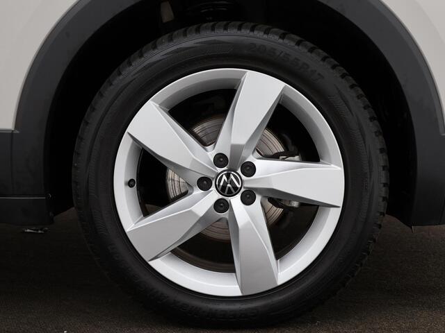 Volkswagen T-Cross 1.5 TSI 150pk DSG Style · Apple/Android Car Play · Stoelverwarming · LED verlichting