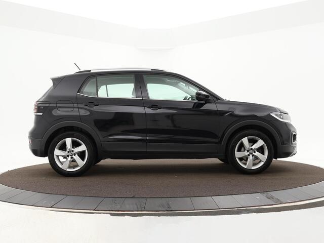 Volkswagen T-Cross 1.0 TSI 110pk DSG Style · Apple/Android Car Play · Navigatie · P-Sensoren · ACC · Climatronic · Afneembare Trekhaak · 16'' Inch ·