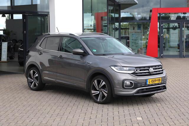Volkswagen T-Cross 1.0 TSI Style Door ons geleverd en onderhouden, achteruitrijcamera (Rear View), parkeersensoren voor en achter (PDC), navigatie, 2-zone climatronic, adaptieve cruise control (ACC), privacy glas, digital cockpit pro, elektrisch verstel-, verwarm- en inklapbare buitenspiegels, multifunctioneel lederen stuurwiel, grootlichtassistent (Light Assist), dodehoekdetectie (Side Assist), draadloze telefoonlader, keyless go & entry etc.