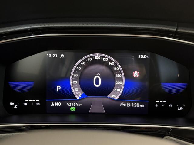 Volkswagen T-Cross 1.0 TSI Life Active | Adaptive cruise | Clima | Stoelverwarming | Achteruitrijcamera | Carplay |