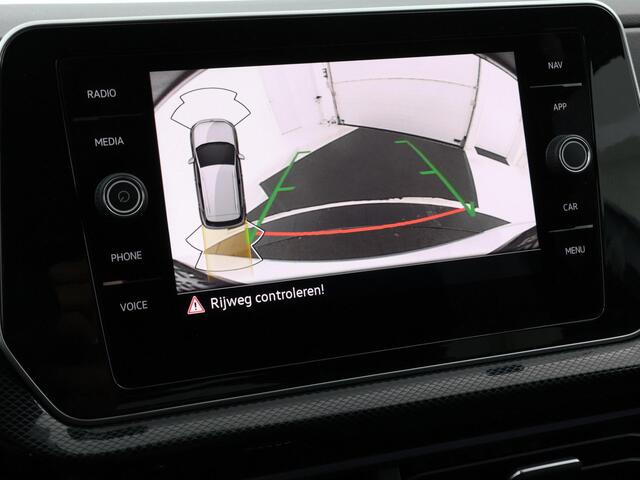 Volkswagen T-Cross 1.5 TSI 150pk DSG R-Line Edition Camera · Afneembare trekhaak · Stoelverwarming · Matrix LED · Apple/Android Car Play · 17"Velgen ·