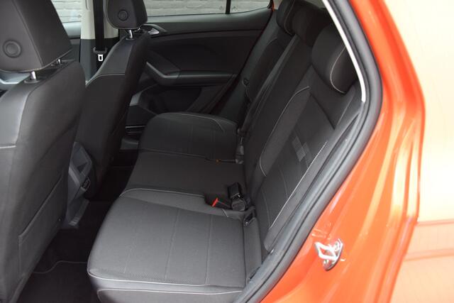 Volkswagen T-Cross 1.0 TSI 116PK Style DSG Automaat | Rijklaar incl. BOVAG Garantie | Org. NL | Adaptive Cruise Control | Virtual Dashboard | PDC voor & achter | Full map Navigatie |