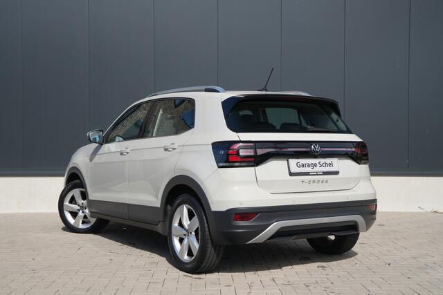 Volkswagen T-Cross 1.5 TSI Style DSG7 - Carplay - Adaptive Cruise - DAB - LED - Stoelverwarming - Camera - Trekhaak - Rijklaar