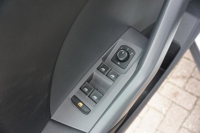 Volkswagen T-Cross 1.5 TSI DSG Style Trekhaak | Camera | ECC *All in prijs*
