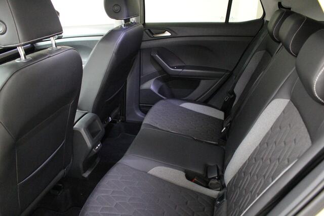 Volkswagen T-Cross 1.0 TSI DSG Life Energy Edition Navigatie | Lichtmetalen velgen | 4-Seizoenen banden | Parkeersensoren