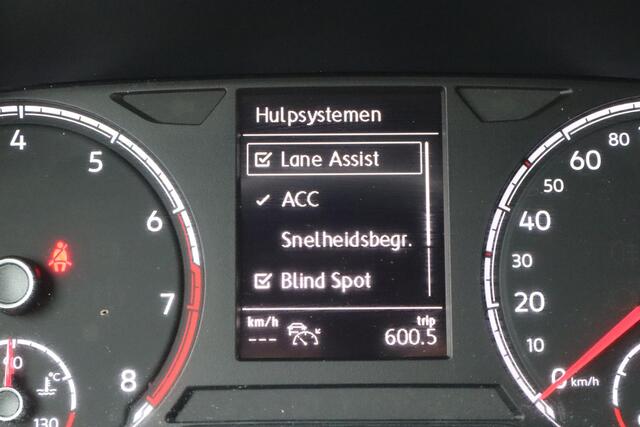 Volkswagen T-Cross 1.0 TSI Life | Cruise control adaptief | Lane assist | Dode hoek assist | Trekhaak afneembaar