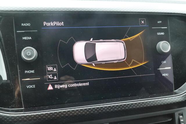 Volkswagen T-Cross 1.0 TSI Life | Cruise control adaptief | Lane assist | Dode hoek assist | Trekhaak afneembaar
