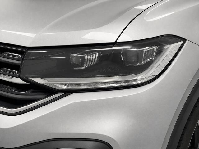 Volkswagen T-Cross 1.0 TSI 110pk R-Line · Apple/Android Car Play · P-Sensoren · Navigatie · Virtual Cockpit · 18'' Inch ·