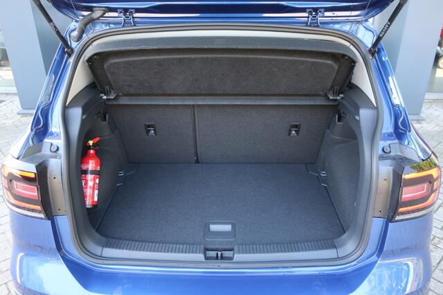 Volkswagen T-Cross 1.0 TSI, Stoelverwarming, Camera, CarPlay/Android, Cruise, Lane assist etc.