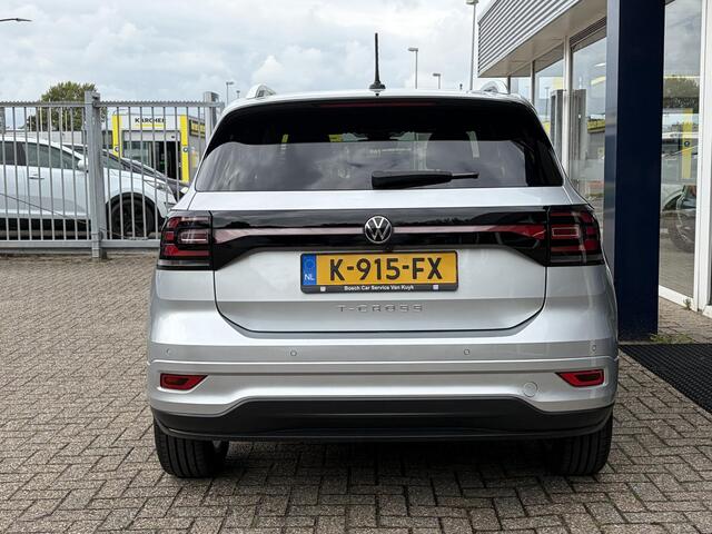 Volkswagen T-Cross 1.0 TSI Style Business R / R-Line / 22.000 KM! / Automaat / Adaptieve Cruise-Control / Digital-Cockpit / Apple-Carplay & Android-Auto / LED / DAB Radio-Bluetooth / Climate-Control / Camera / PDC V+A / 17'' LMV / ENZ.
