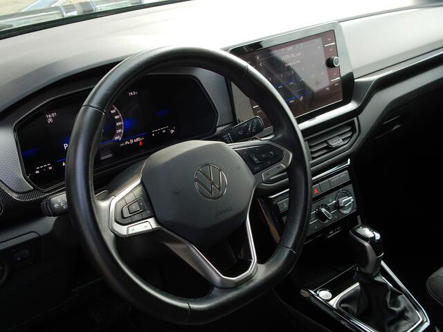 Volkswagen T-Cross 1.0 TSI Life Edition, Aut. / Trekhaak / Full LED / Camera + Sensoren / Carplay + Android Auto