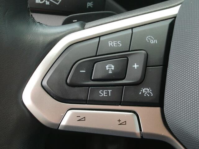 Volkswagen T-Cross 1.0 TSI Life Edition, Aut. / Trekhaak / Full LED / Camera + Sensoren / Carplay + Android Auto
