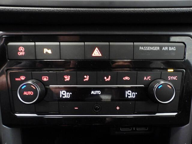 Volkswagen T-Cross 1.0 TSI Style NAVI/CLIMA/ADAPT.CRUISE/LED/17"LMV!