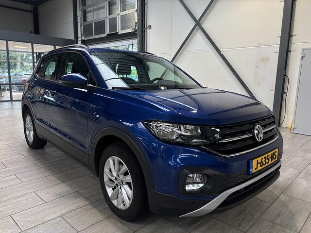 Volkswagen T-Cross 1.0 TSI 95 pk Life | Trekhaak | Adapt. cruise | Navi | Apple Caplay | Dodehoek bew.