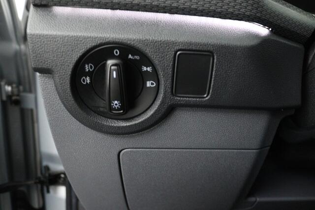 Volkswagen T-Cross 1.0 TSI Style (CAMERA, STOELVERWARMING, CRUISE ADAPTIEF, PARKEERSENSOREN)