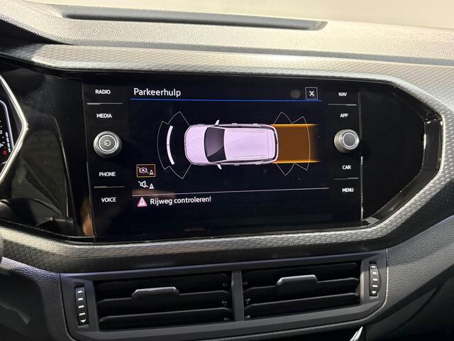 Volkswagen T-Cross 1.0 TSI R-Line | Stoelverwarming | Parkeersensoren | Adaptive Cruise Control | Climate Control |