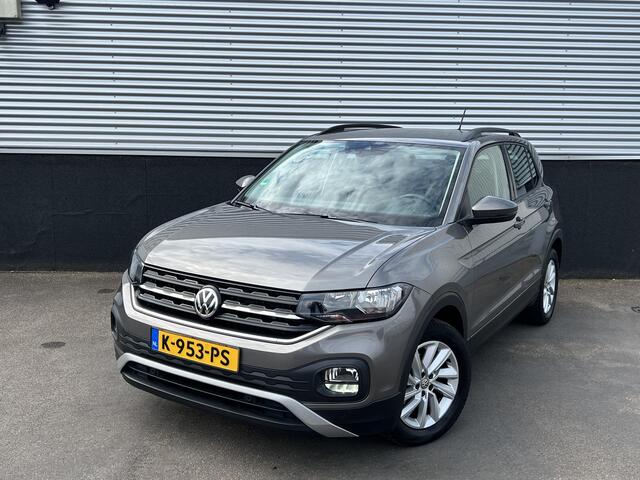 Volkswagen T-Cross 1.0 TSI Life Dodehoekdetectie, Parkeersensoren voor + achter, Stoelverwarming, Adaptieve cruise control, LMV, Apple Carplay en/of Android auto Navigatie