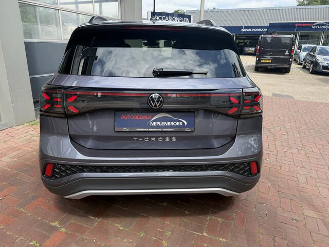 Volkswagen T-Cross 1.5 TSI R-Line Edition AFN. TREKH. - CAMERA - AD. CRUISE 2025 km 23.000