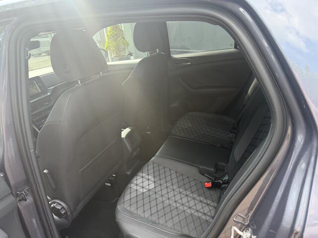 Volkswagen T-Cross 1.5 TSI R-Line Edition AFN. TREKH. - CAMERA - AD. CRUISE 2025 km 23.000