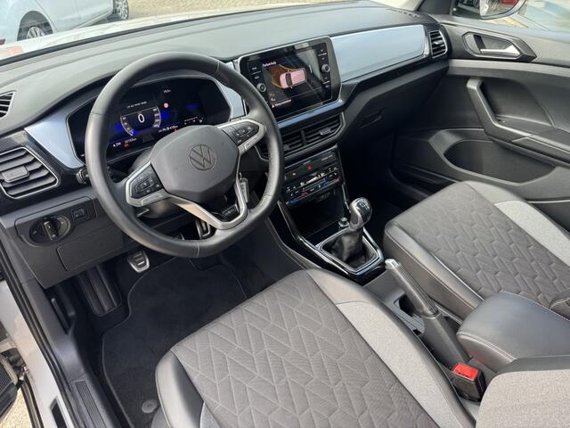 Volkswagen T-Cross 1.0 TSI Life Edition | STOELVERWARMING | APPLE CARPLAY |