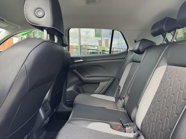 Volkswagen T-Cross 1.0 TSI Life Edition | STOELVERWARMING | APPLE CARPLAY |