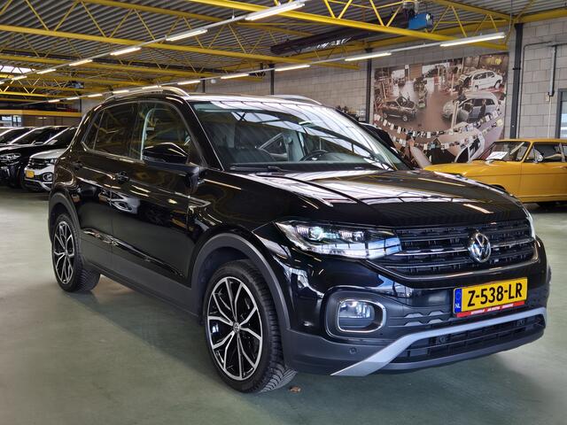 Volkswagen T-Cross 1.0 TSI Style -115pk- Blackline | Trekhaak | Rijklaarprijs incl. 1 jaar Bovag garantie
