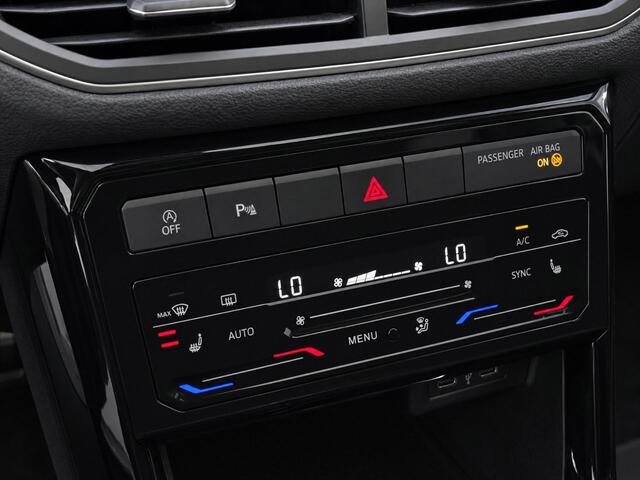Volkswagen T-Cross 1.5 TSI 150pk DSG R-Line Edition · Camera · Apple/Android Car Play · Trekhaak · P-Sensoren · Navigatie · Stoelverwarming · 17'' Inch ·