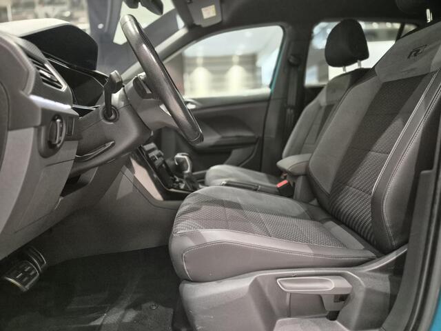 Volkswagen T-Cross 1.0 TSI R-Line Style | Trekhaak | Navigatie | Parkeersensoren V+A | Climate Control |