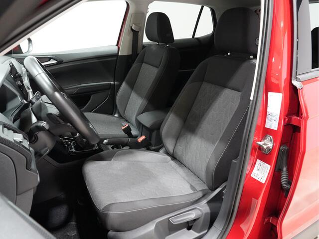 Volkswagen T-Cross 1.0 95 TSI Life Edition Navigatie Trekhaak WM