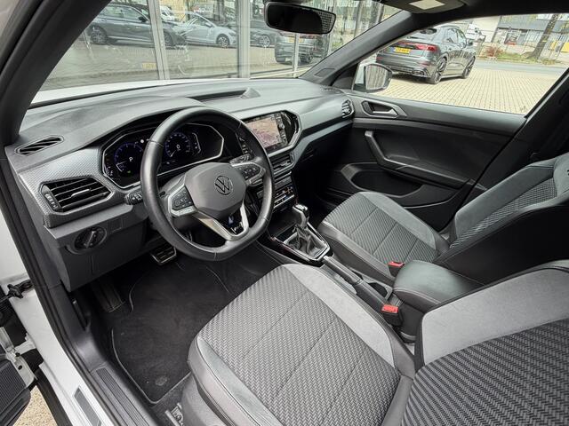 Volkswagen T-Cross 1.0 TSI *!* 2x R-LINE *!* NAVI/ CARPLAY/ 18 INCH/ LED/ RADAR *!*