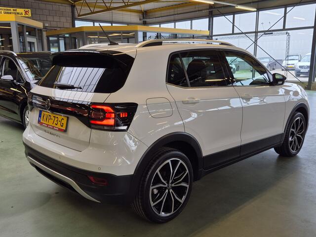 Volkswagen T-Cross 1.0 TSI Style -110pk- Automaat | Black Design | Camera | Climate Control | Rijklaarprijs incl. 1 jaar Bovag garantie