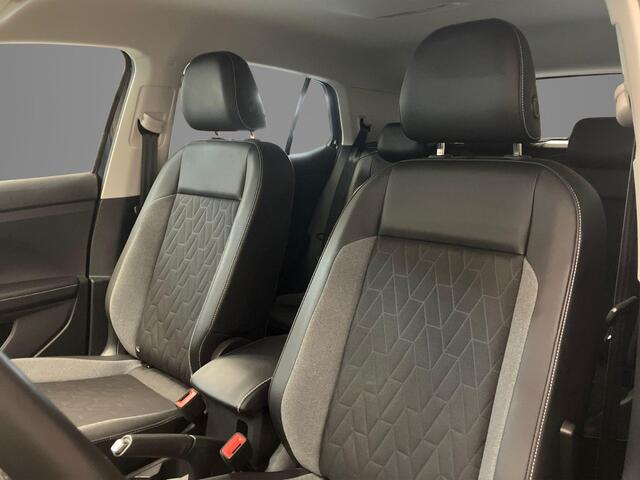 Volkswagen T-Cross 1.0TSI/95PK Goal · Navigatie · Apple/Android Car Play · Stoelverwarming · Garantie t/m 23-05-2027