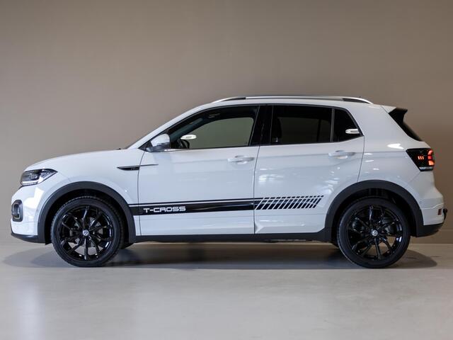 Volkswagen T-Cross 1.5 TSI 2x R-Line / 150pk / Trekhaak / Stoelverwarming / Virtual cockpit /