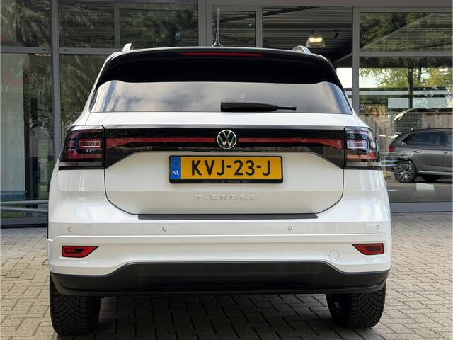 Volkswagen T-Cross 1.5 TSI 150PK AUT. *!* 2X R-LINE *!* NAVI/ 18 INCH/ VIRTUAL/ CARPLAY *!*