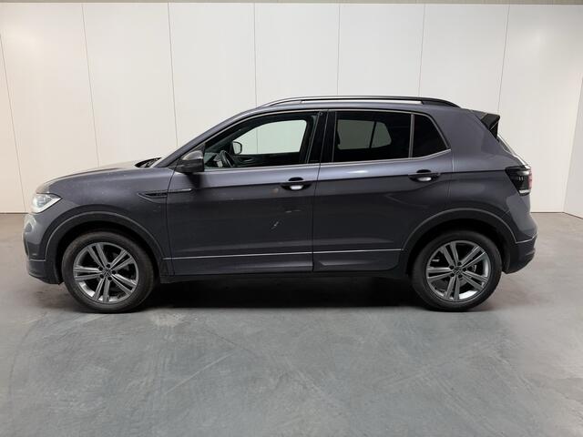 Volkswagen T-Cross 1.0 TSI R-Line / AUTOMAAT/ 2X R-LINE/ PARK.SENSOR.V+A/ CAMERA/ ACC/ APP-CONNECT/ STOELVERWARM./ DIGITAL DASH/ NAVI/ DAB/ CLIMA/ LED/ 17'' LMV