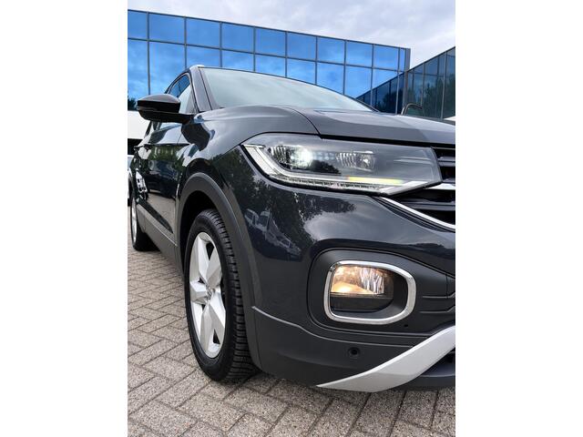Volkswagen T-Cross 1.0 TSI Style Business R | Winterpakket | Adaptive-CC | Airco-ECC |
