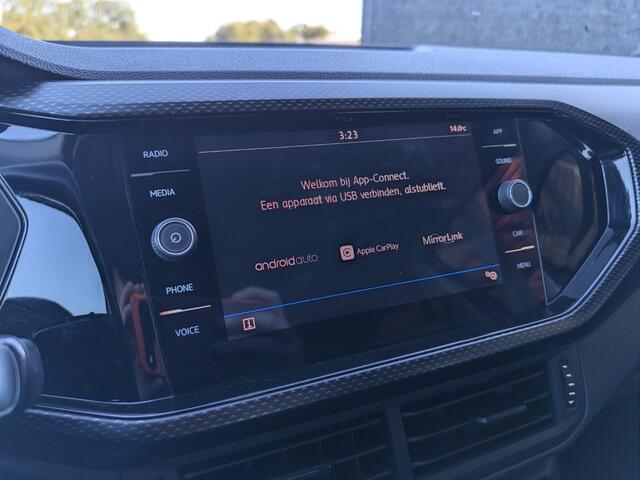 Volkswagen T-Cross 1.0 Style 115PK | Trekhaak | LED | Camera | Carplay | ACC | LED | Stoelverw. | PDC