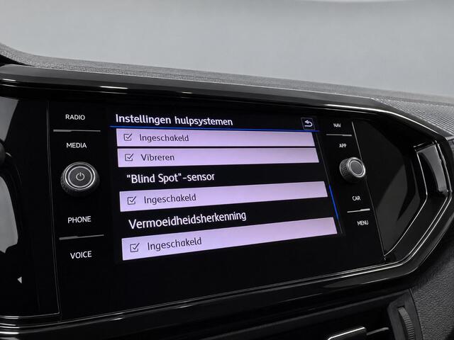 Volkswagen T-Cross 1.0 TSI 115pk DSG Style · Trekhaak · Camera · Dodehoeksensoren · Navigatie · Apple/Android Car Play · Stoelverwarming · Climatronic · – foto 9