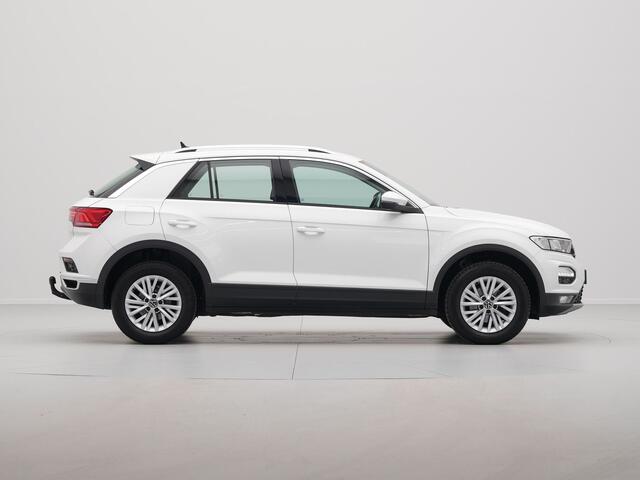 Volkswagen T-Roc 1.5 TSI 150pk Style Business Navigatie Trekhaak El. Klep Acc