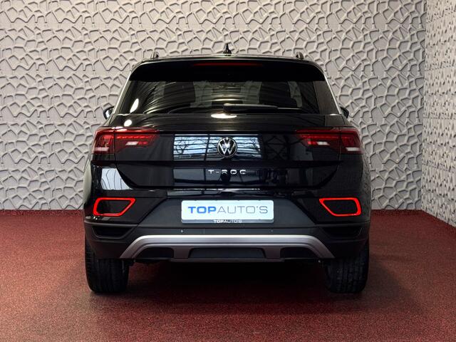 Volkswagen T-Roc 1.5 TSI 150PK EVO ADAP.CRUISE LED VIR.COCKPIT CAMERA STOEL.VERW. 17''LMV KEYLESS 2024 70 BIJNA NIEUWE VOLKSWAGEN'S UIT VOORRAAD LEVERBAAR