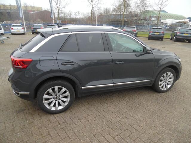 Volkswagen T-Roc 1.5 TSI Sport
