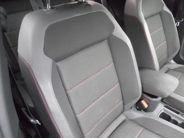 Volkswagen T-Roc 1.5 TSI Sport