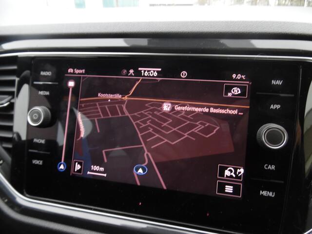 Volkswagen T-Roc 1.5 TSI Sport