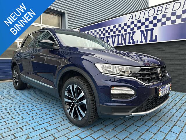 Volkswagen T-Roc 1.5 TSI ADAP CRUISE STOELVER. AFN. TREKHAAK
