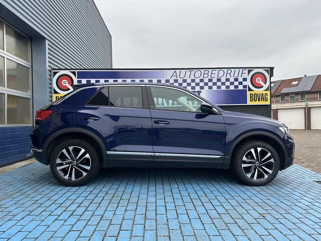 Volkswagen T-Roc 1.5 TSI ADAP CRUISE STOELVER. AFN. TREKHAAK