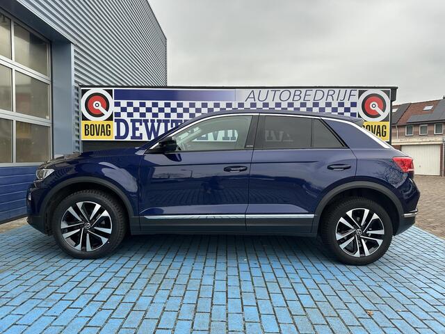 Volkswagen T-Roc 1.5 TSI ADAP CRUISE STOELVER. AFN. TREKHAAK