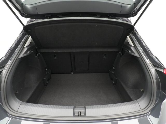 Volkswagen T-Roc 1.0 TSI Style Navi via App Pdc Acc AllSeason banden