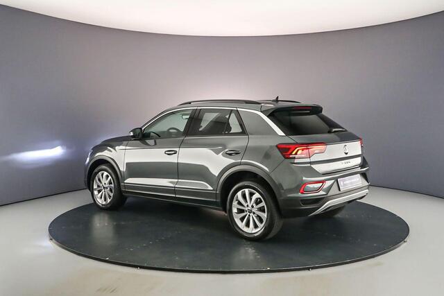 Volkswagen T-Roc Life Edition 1.0 TSI 110pk Adaptive cruise control, Achteruitrijcamera, LED koplampen, Airco, App connect, DAB, Radio, Parkeersensoren, Parkeer assistent