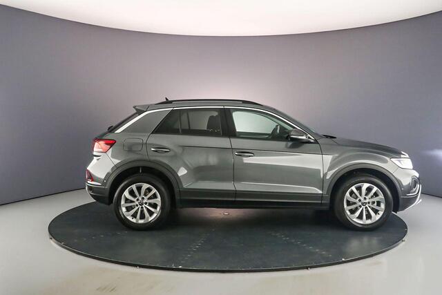 Volkswagen T-Roc Life Edition 1.0 TSI 110pk Adaptive cruise control, Achteruitrijcamera, LED koplampen, Airco, App connect, DAB, Radio, Parkeersensoren, Parkeer assistent